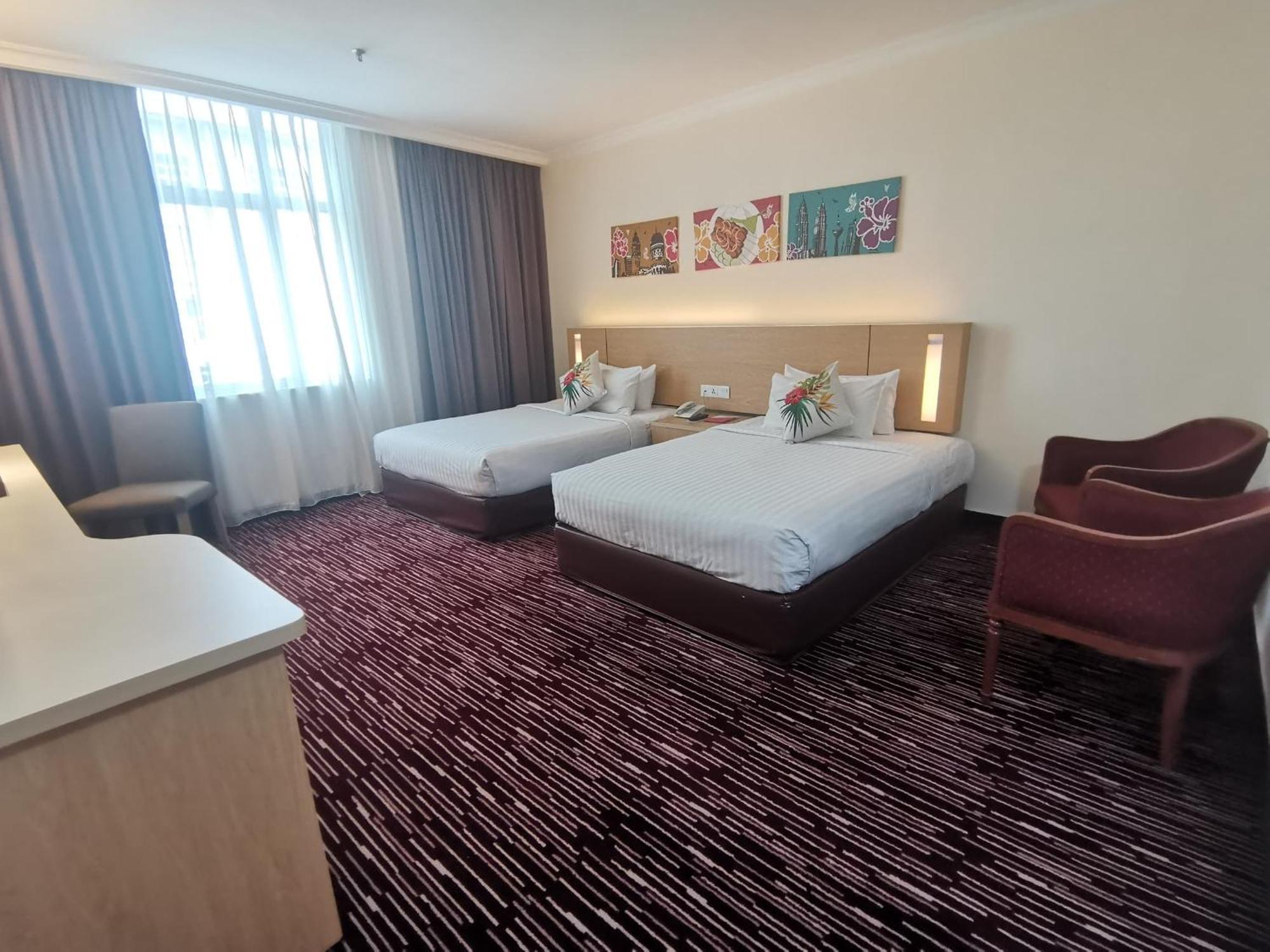 Rhr Hotel Kajang Exteriör bild